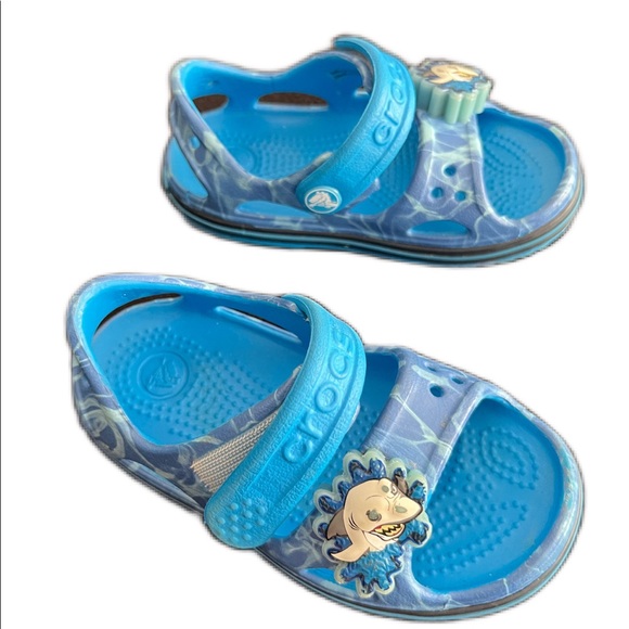 Toddler/kids size 6 sandals in excellent condition - Picture 2 of 3